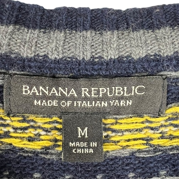 BANANA REPUBLIC Navy Fair Isle Merino Wool Blend Sweater Men's Size Medium - Picture 4 of 10